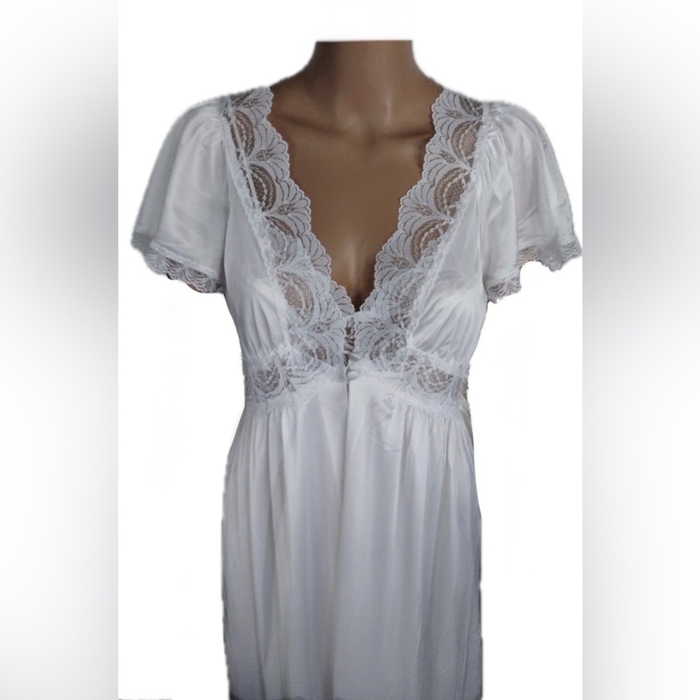Miss Elaine Bridal White Lace Trim Chemise with Robe / 2pc Set - Picture 3 of 10